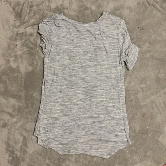 Gray “hello lovely” shirt - Picture 3 of 4